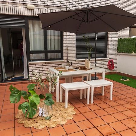 La Terraza De La Vega - Ubicacion Inmejorable , Wifi , Terraza Y Parking Gratuito Apartment Oviedo Exterior photo